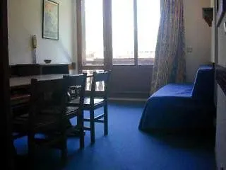 Les Hauts Du Rogoney Hotel